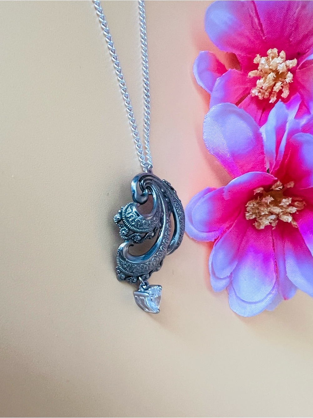 Silver Floral Scroll Pendant Necklace stamped .925 Thailand